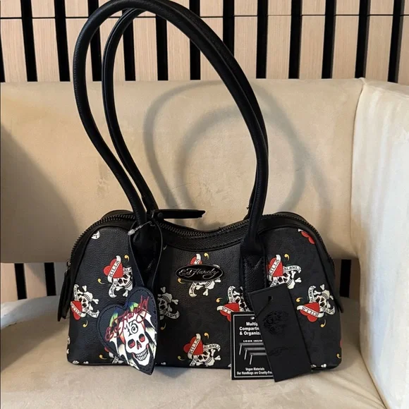 Ed Hardy Black and Red Skull Shoulder Bag - Picture 3 of 7